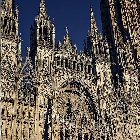 鲁昂中心教堂美居酒店 酒店 4*