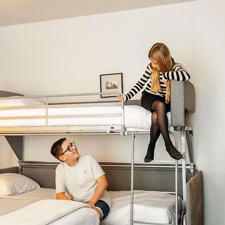 Mercure Centre Cathédrale Hotel 4*