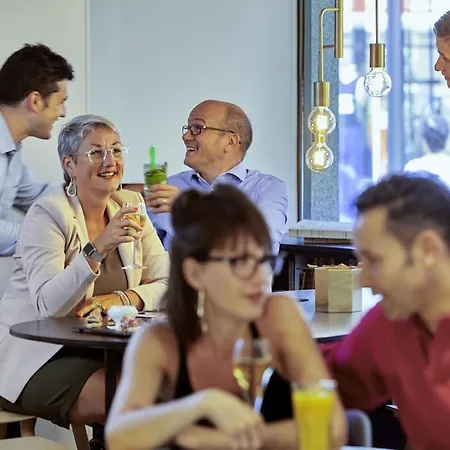 Mercure Centre Cathédrale Hotel 4*