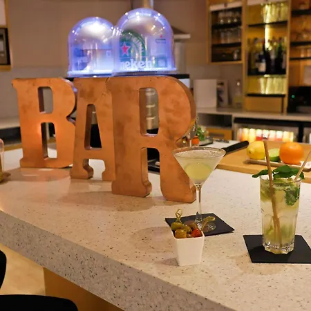 Mercure Centre Cathédrale Hotel 4*