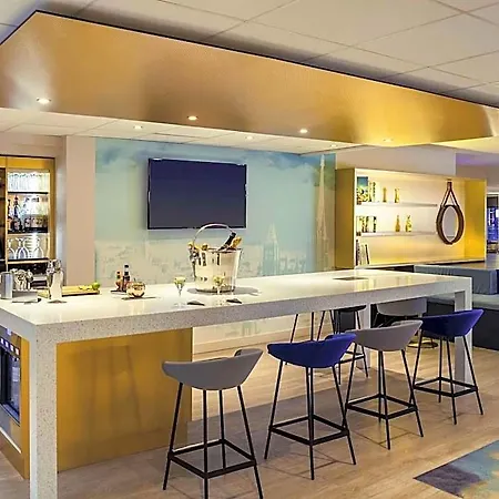 鲁昂中心教堂美居酒店 4*