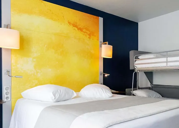 鲁昂中心教堂美居酒店 4*