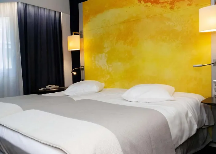 鲁昂中心教堂美居酒店 酒店