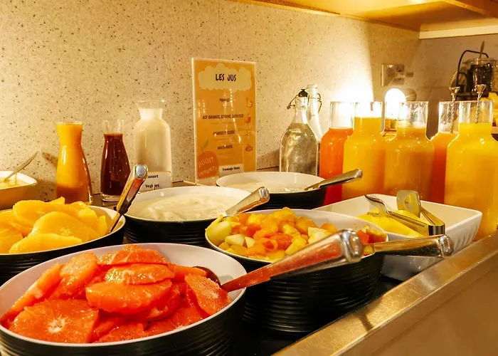 Mercure Centre Cathedrale Hotel 4*